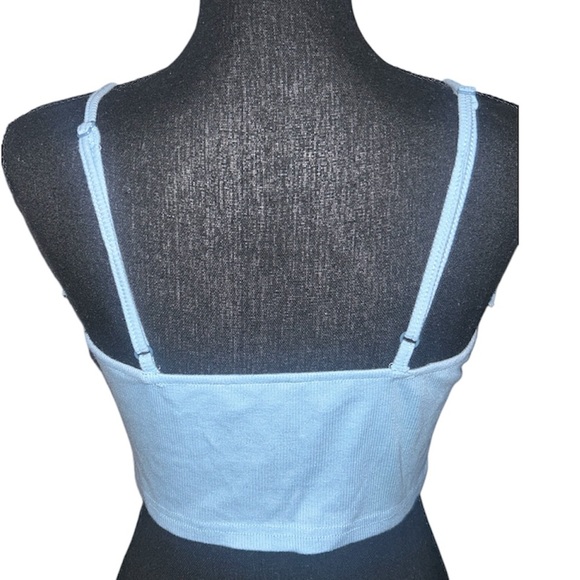 5/25$ ✨ Ruched Ribbed Crop Cami - Picture 9 of 10